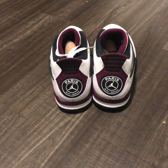 Paris Saint-Germain x Air Jordan 4 Retro 'Bordeaux - Picture 4 of 6